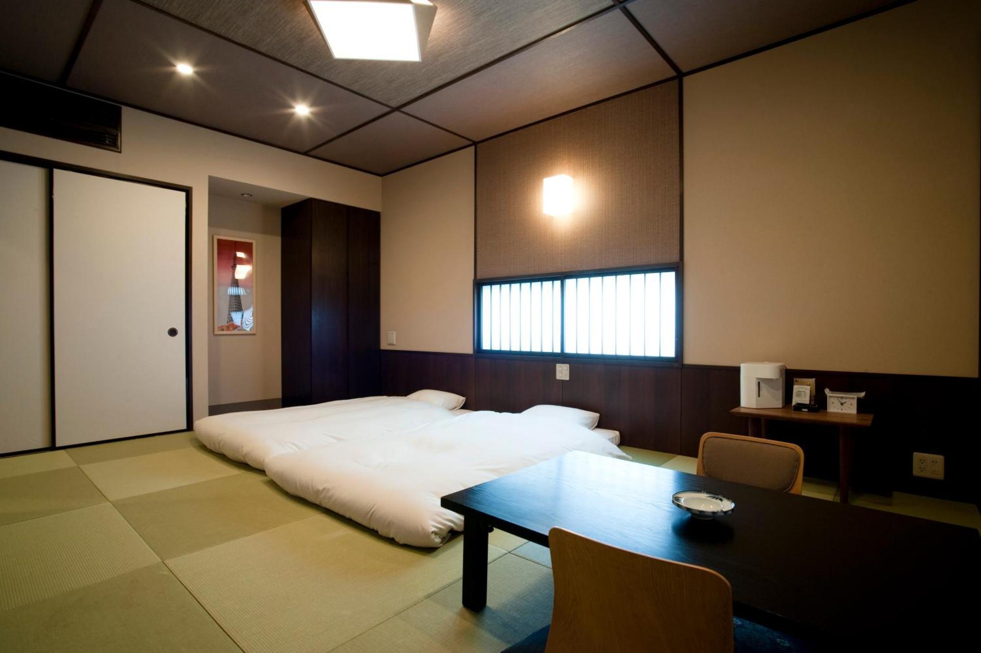 Ochanomizu Shoryukan Hotell